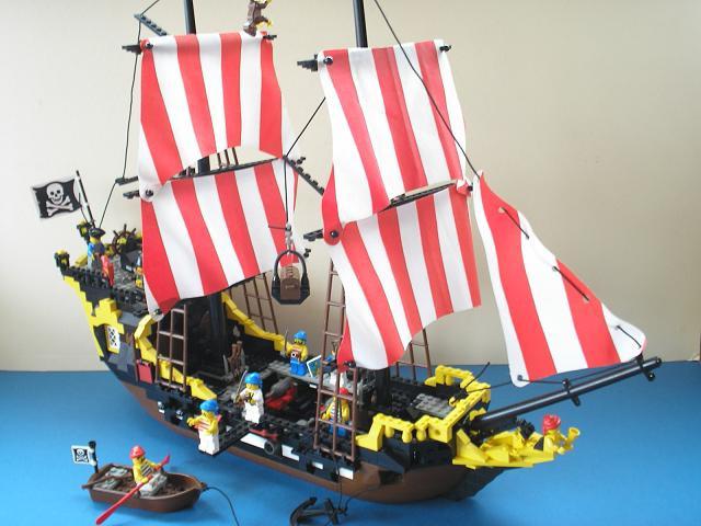 Pirātu kuģis 