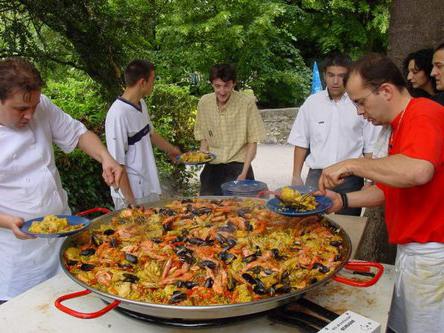 paella ar garneļu recepti