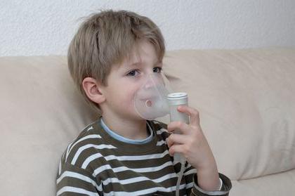 Simptomi un bronhīta ārstēšana: palīdzēs tikai ārsts